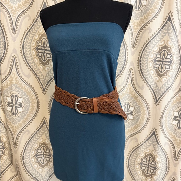 LulaRoe Versatile Pencil Skirt - Size Medium - Picture 4 of 9